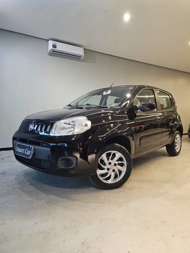 Carro Fiat Uno 2015 Vivace Italia 1.0 8V (Flex) 4p
