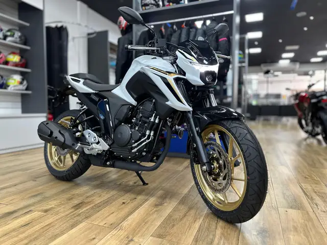 Moto Yamaha Fazer FZ25 2025 Connected