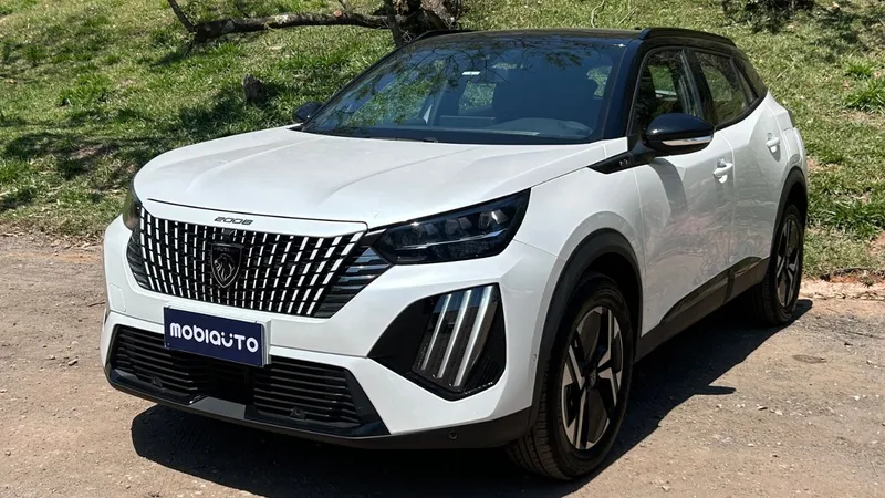 Novo Peugeot 2008 híbrido: quanto ele economiza em um ano?