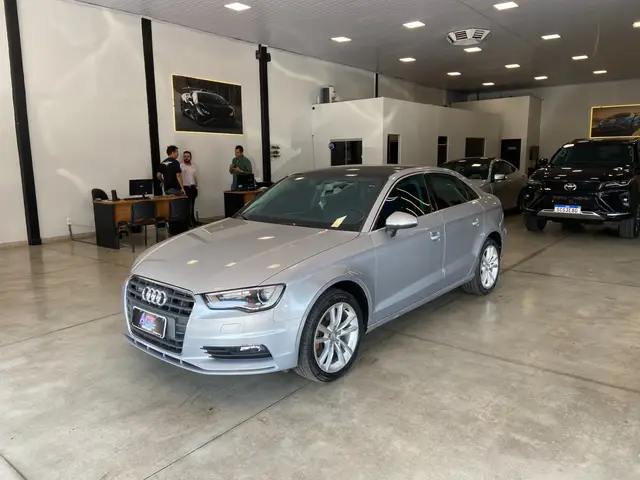 Carro Audi A3 2016 2.0 TFSI Ambition S Tronic