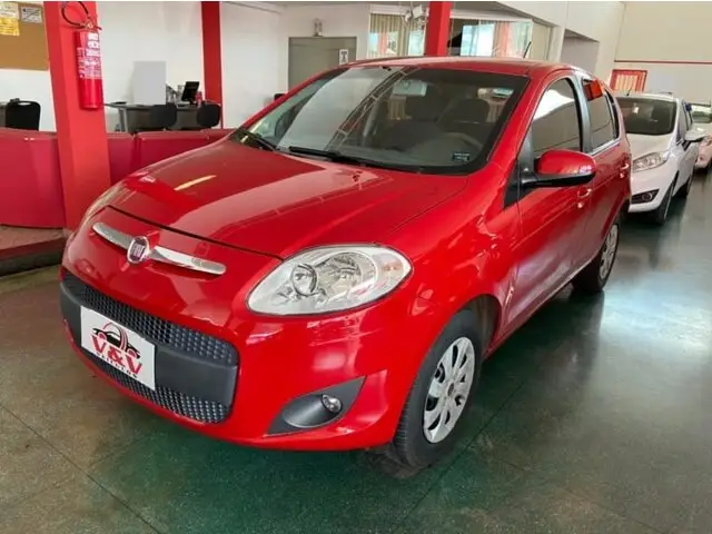 Carro Fiat Palio 2013 Attractive 1.0 8V (Flex)