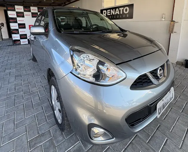 Carro Nissan March 2015 1.0 16V S (Flex)