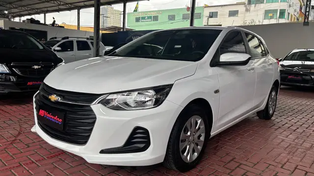 Carro Chevrolet Onix 2023 LT 1.0 Turbo