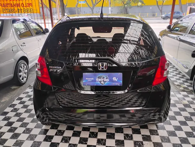 Carro Honda Fit 2013 DX 1.4 (Flex)