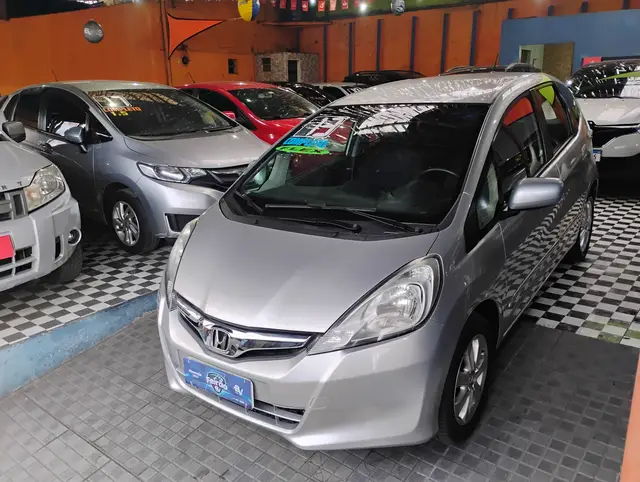 Carro Honda Fit 2013 LX 1.4 (flex)
