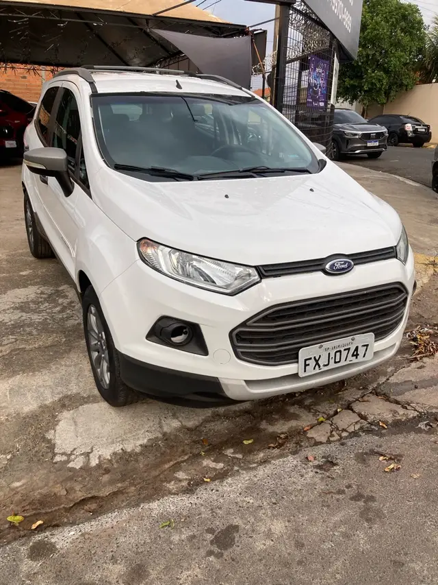 Carro Ford EcoSport 2015 Ecosport Freestyle Powershift 2.0 16V (Flex)