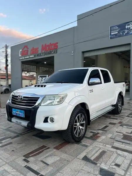 Carro Toyota Hilux Cabine Dupla 2013 Hilux 2.7 4x4 CD STD (Flex)