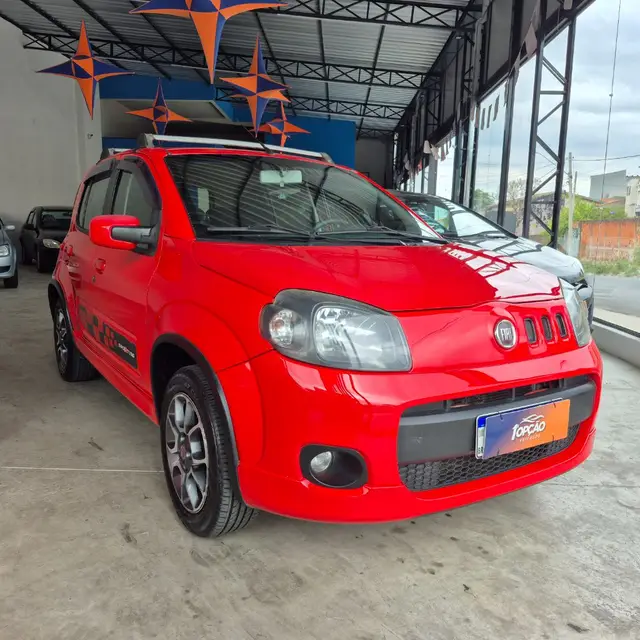 Carro Fiat Uno 2012 Sporting 1.4 8V (Flex) 4p