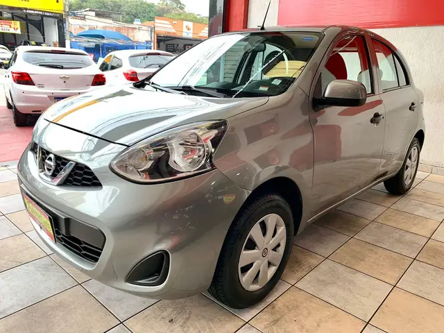 Carro Nissan March 2018 1.0 12V S (Flex)