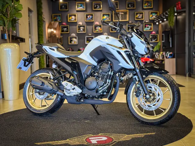 Moto Yamaha Fazer FZ25 2025 Connected