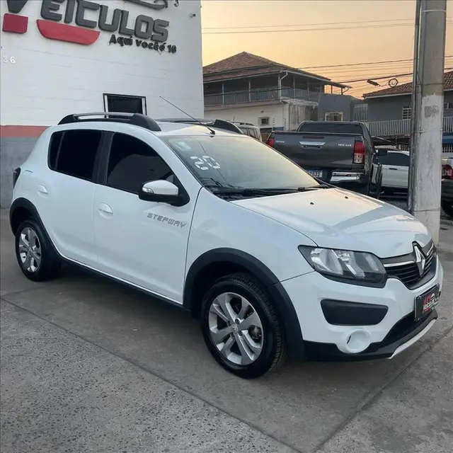 Carro Renault Sandero 2019 Dynamique 1.6 16V SCe (Flex)