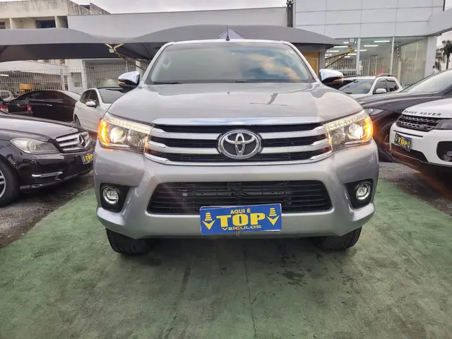 Carro Toyota Hilux Cabine Dupla 2018 Hilux 2.8 TDI SRX CD 4x4 (Aut)