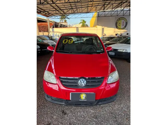 Carro Volkswagen Fox 2009 1.0 8V (Flex) 4p