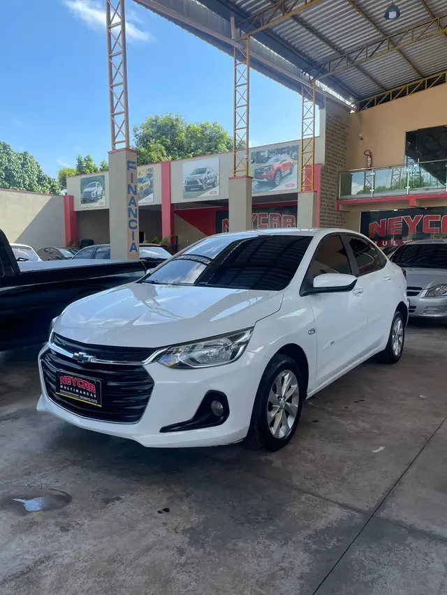 Carro Chevrolet Onix Plus 2021 1.0 LT (Flex)