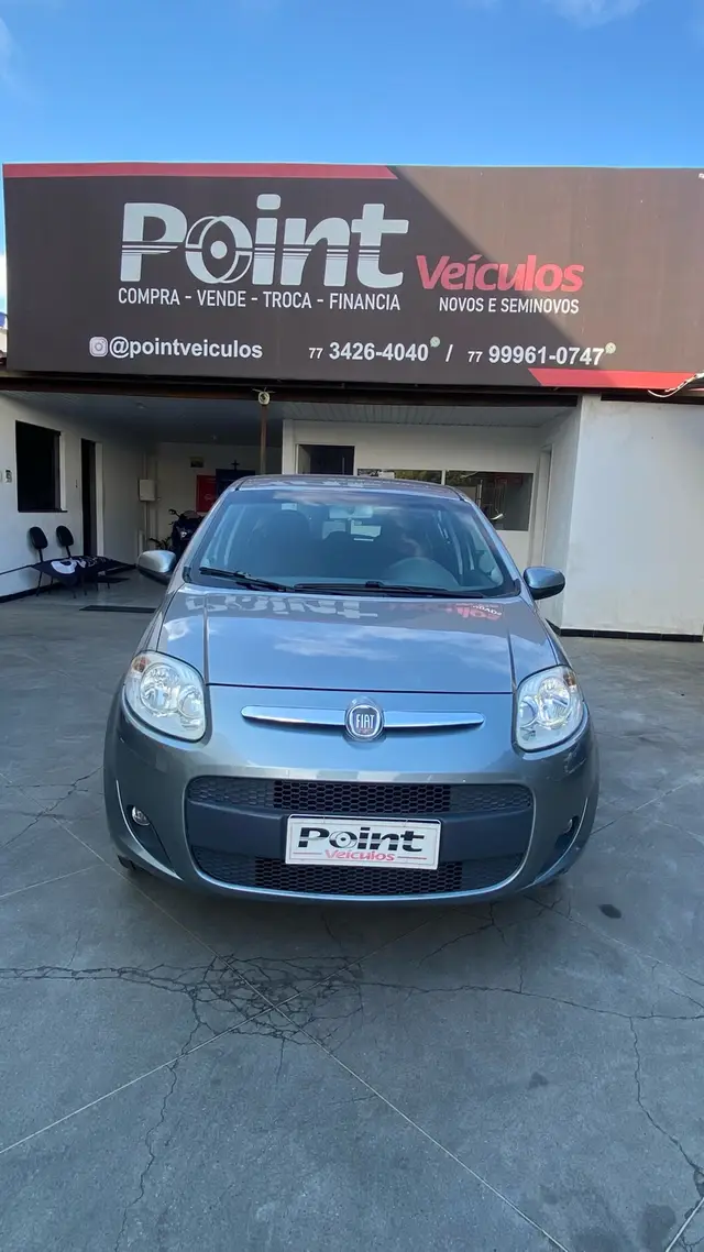 Carro Fiat Palio 2014 Attractive 1.4 8V (Flex)