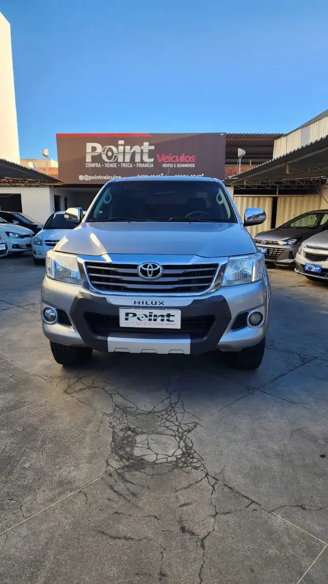 Carro Toyota Hilux Cabine Dupla 2015 Hilux 2.7 SRV CD 4x2 (Flex) (Aut)