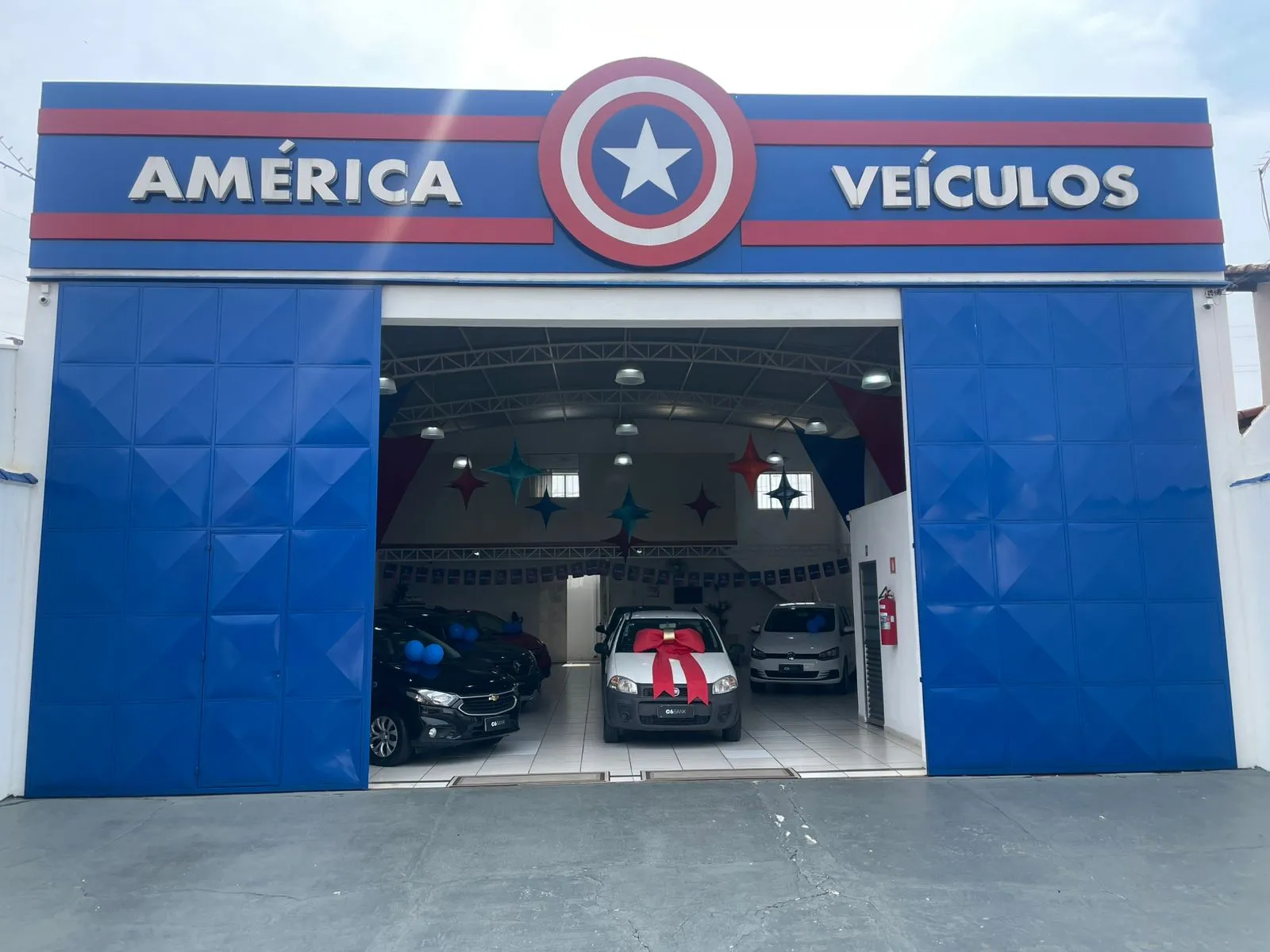 Fachada da loja Veículos à venda em America Veiculos - Caçapava - SP