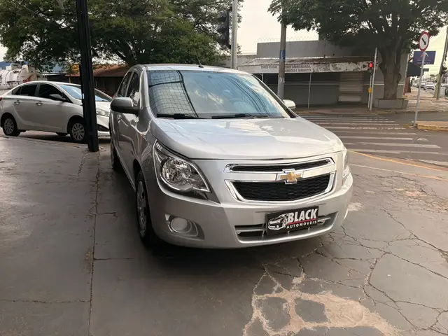 Carro Chevrolet Cobalt 2015 LT 1.4 8V (Flex)