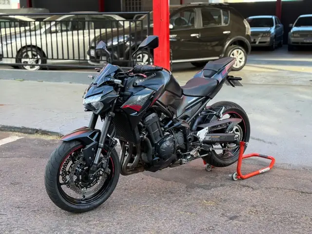 Moto Kawasaki Z 900 2021 Z 900