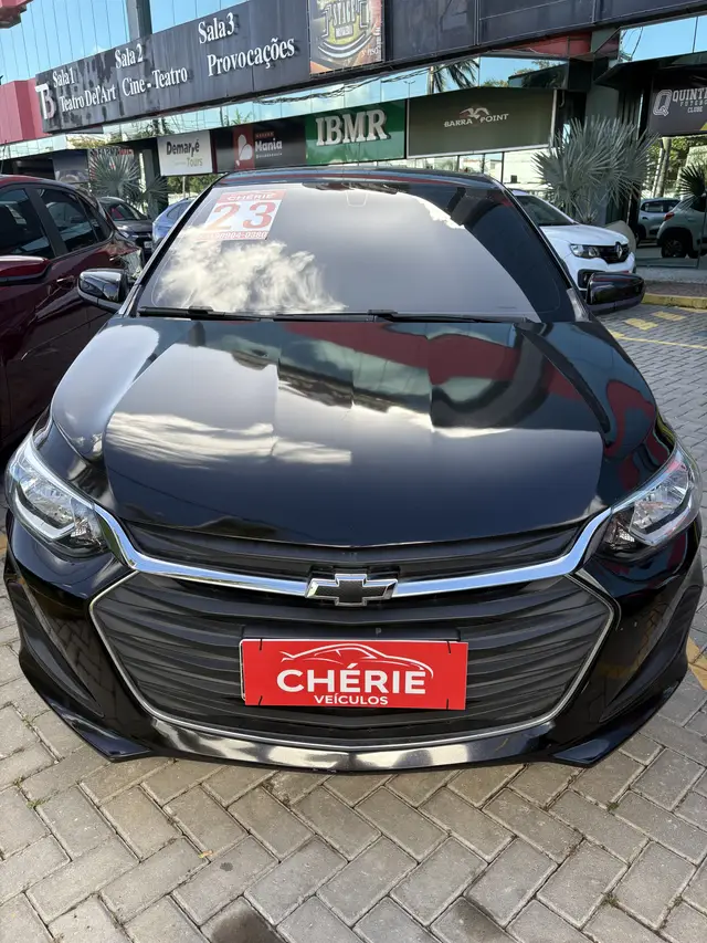Carro Chevrolet Onix Plus 2023 LT 1.0