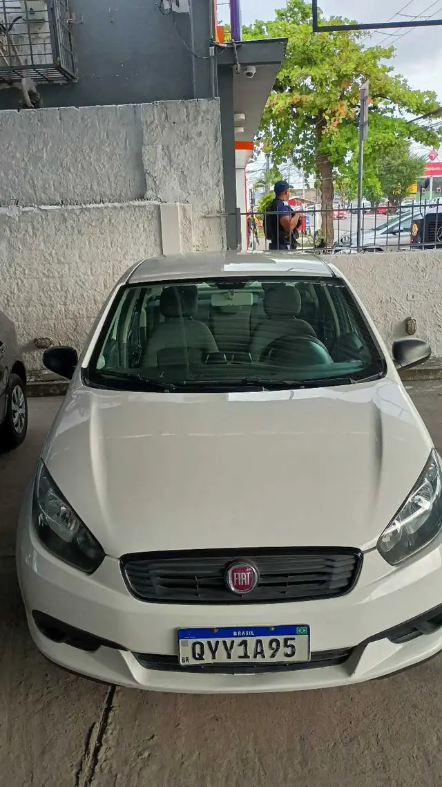 Carro Fiat Grand Siena 2021 1.4 Flex