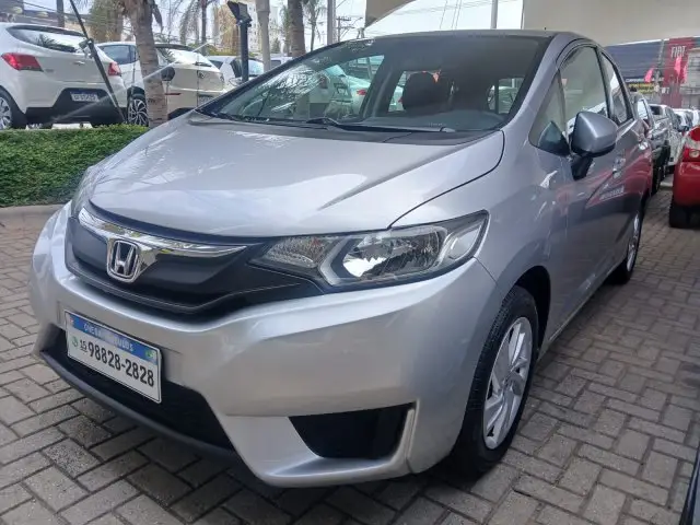 Carro Honda Fit 2015 1.5 16v LX (Flex)