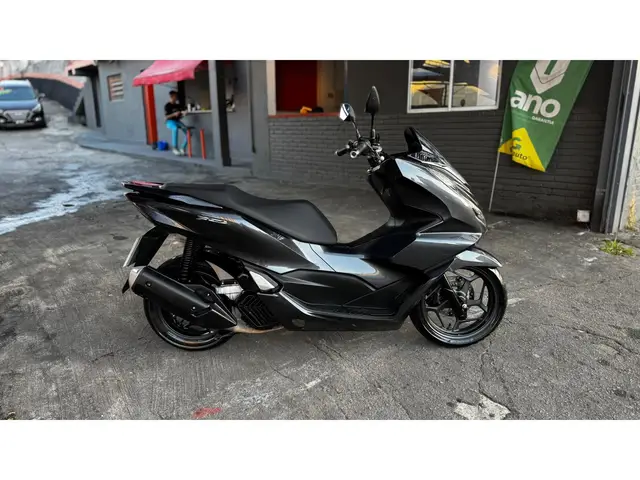Moto Honda PCX 160 2023 DLX ABS