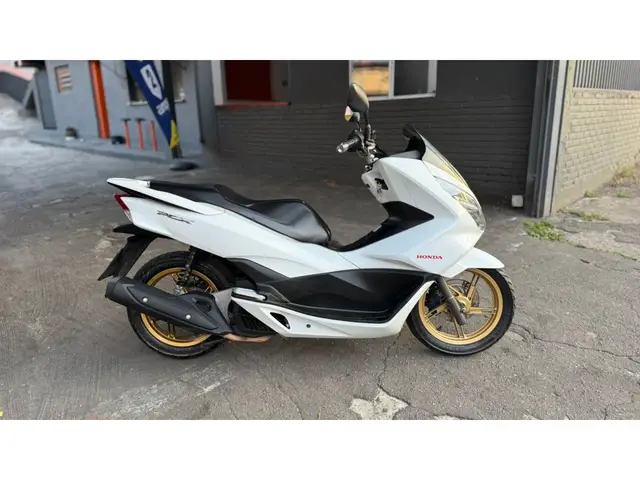 Moto Honda PCX 150 2016 DLX
