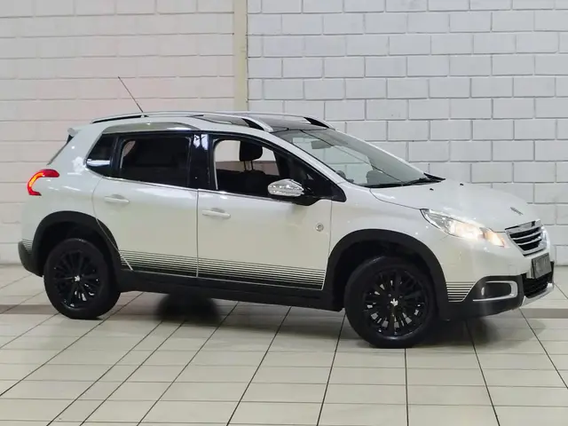 Carro Peugeot 2008 2017 Crossway 1.6 16V (Aut) (Flex)