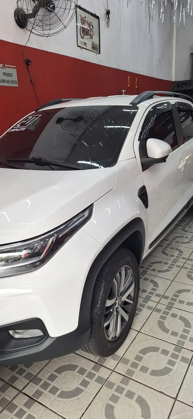 Carro Fiat Strada 2021 Volcano 1.3 CD (Flex)