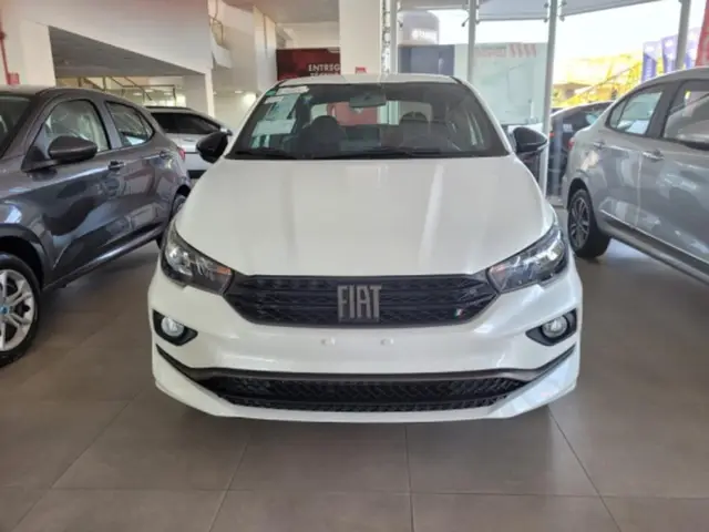 Carro Fiat Cronos 2026 Drive 1.3 MT