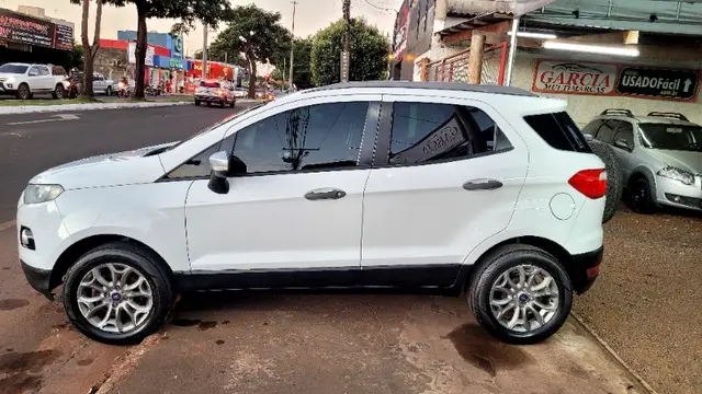 Carro Ford EcoSport 2015 Ecosport Freestyle 1.6 16V (Flex)