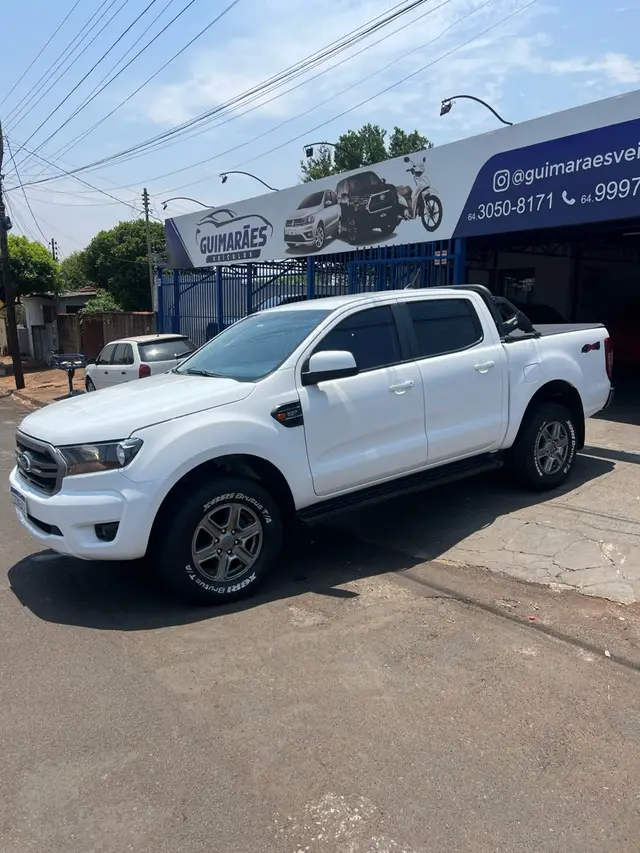 Carro Ford Ranger Cabine Dupla 2023 Ranger XLS 2.2 4x4 CD Diesel Aut.