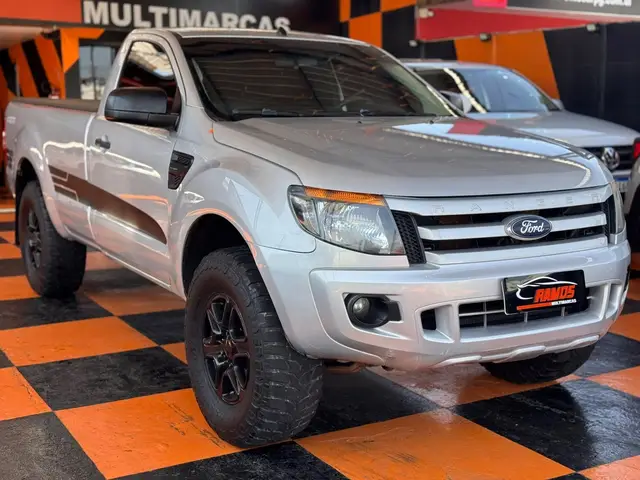 Carro Ford Ranger Cabine Simples 2014 SPORT 2.5 Flex 16V 4x2 CS