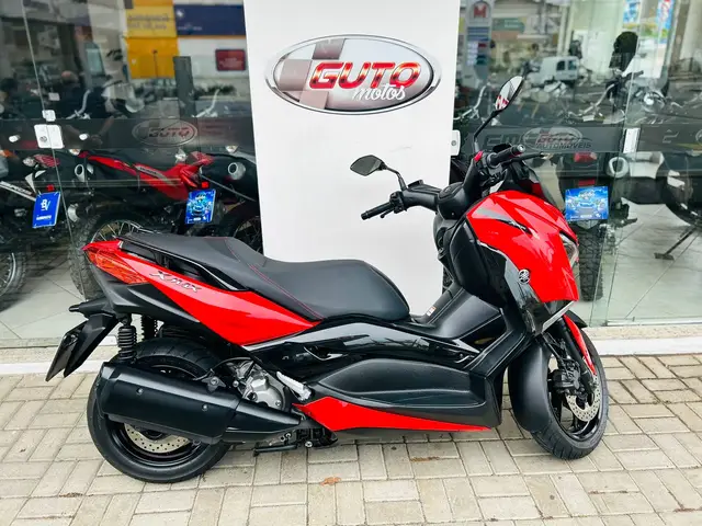 Moto Yamaha XMax 2024 ABS