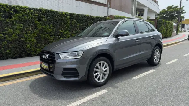 Carro Audi Q3 2016 1.4 TFSI Ambiente S Tronic