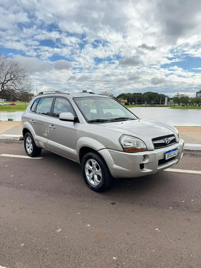 Carro Hyundai Tucson 2010 GLS 2.7 V6 24V 4WD (aut.)