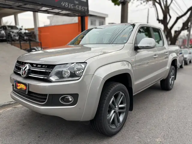 Carro Volkswagen Amarok 2016 2.0 CD 4x4 TDi Highline (Aut)