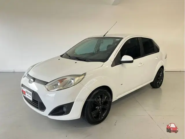 Carro Ford Fiesta Sedan 2014 SE 1.6 Rocam (Flex)