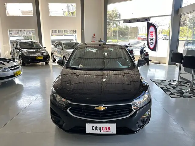 Carro Chevrolet Onix 2020 1.0 Joy SPE/4