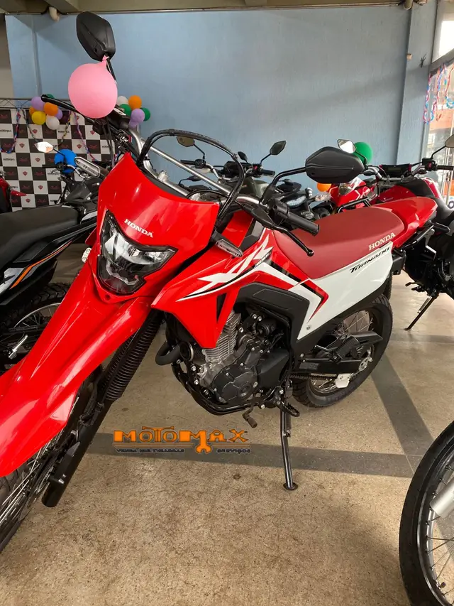 Moto Honda XR 300L 2025 Tornado