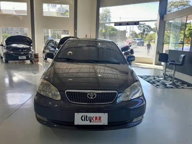 Carro Toyota Corolla 2005 Sedan XLi 1.6 16V (aut)