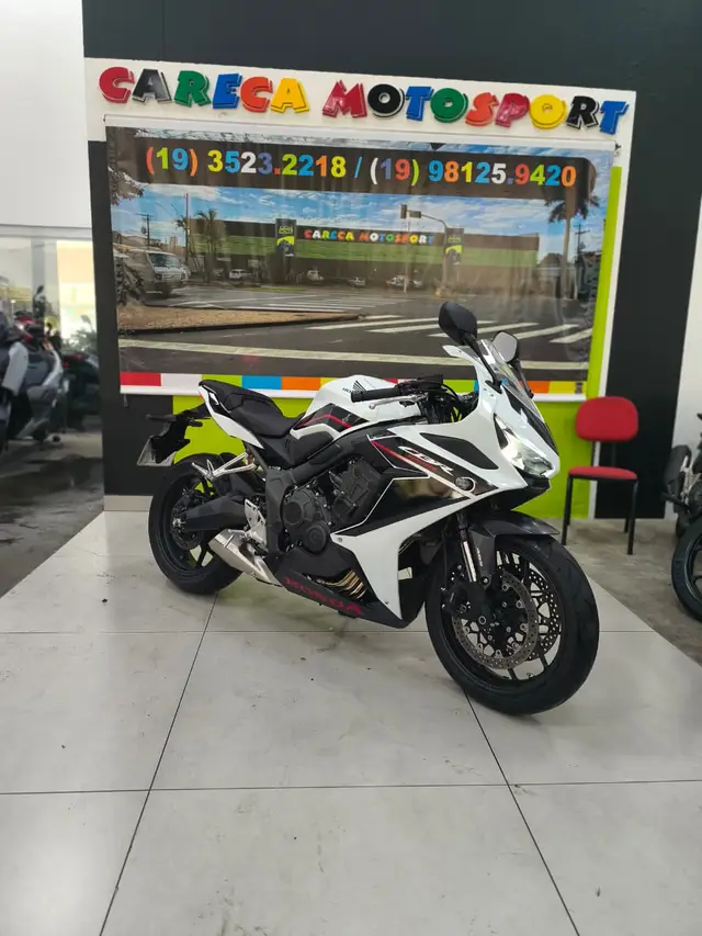 Moto Honda CB 650R 2024 (ABS)