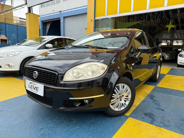 Carro Fiat Linea 2012 Essence 1.8 16V Dualogic (Flex)