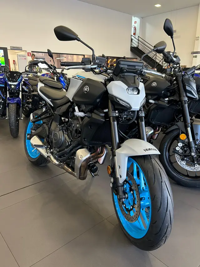 Moto Yamaha MT-07 2026 Connected