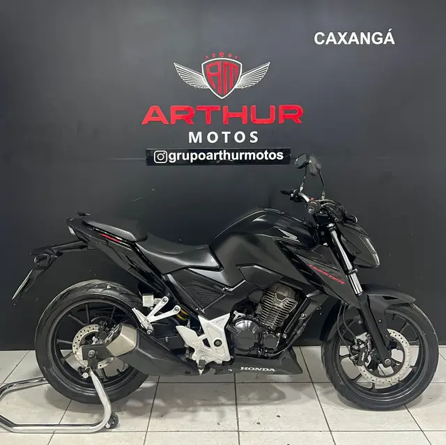 Moto Honda CB 300F Twister 2023 (ABS)