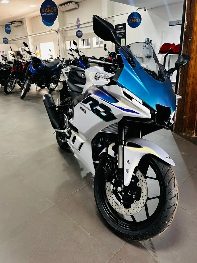 Moto Yamaha YZF R3 2026 Connected
