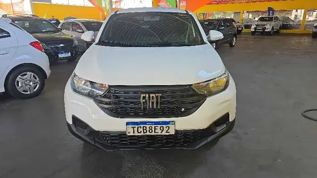 Carro Fiat Strada 2025 Freedom 1.3 Flex 8V CD