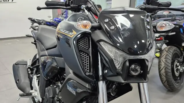 Moto Yamaha Fazer FZ15 2025 Connected