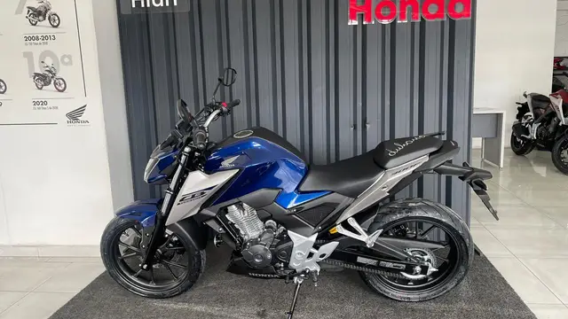 Moto Honda CB 300F Twister 2026 ABS